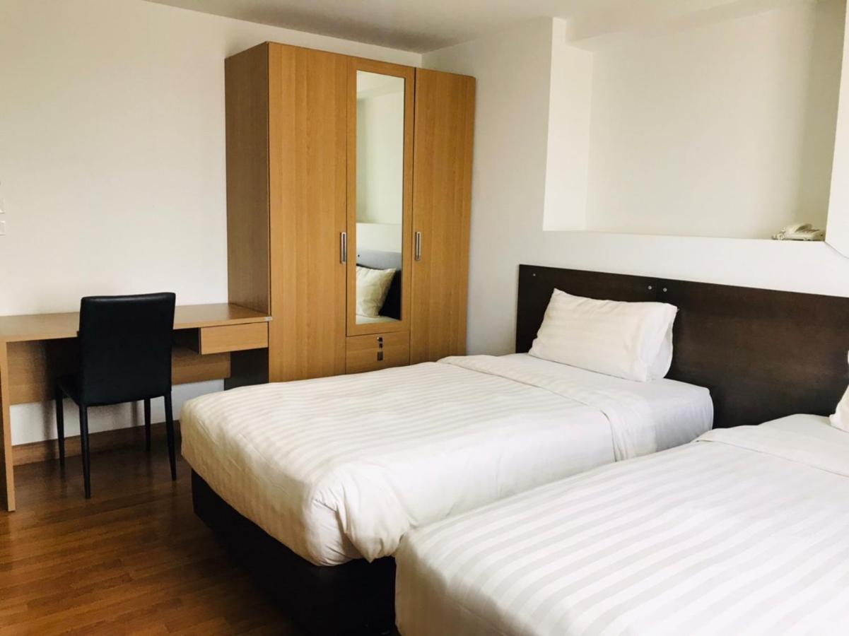 Winner Serviced Apartment Si Maha Phot Екстер'єр фото