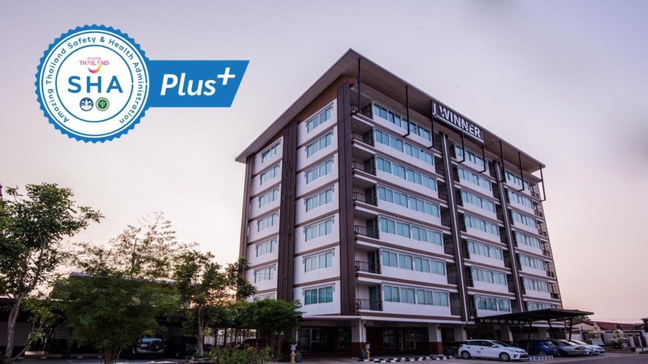 Winner Serviced Apartment Si Maha Phot Екстер'єр фото