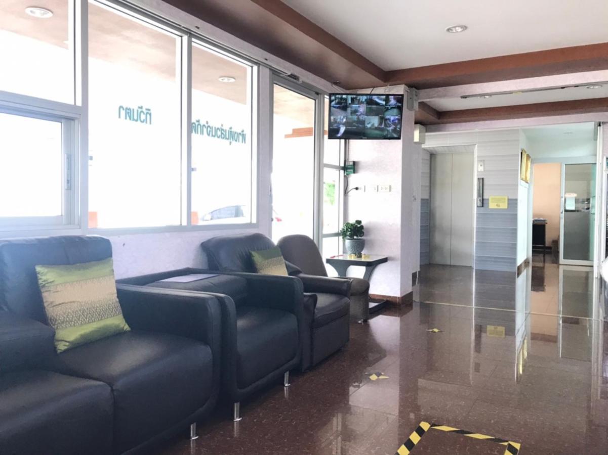 Winner Serviced Apartment Si Maha Phot Екстер'єр фото