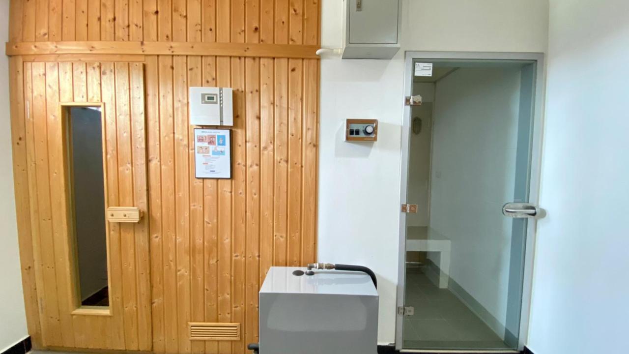 Winner Serviced Apartment Si Maha Phot Екстер'єр фото