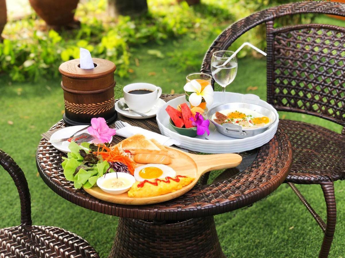 Winner Serviced Apartment Si Maha Phot Екстер'єр фото