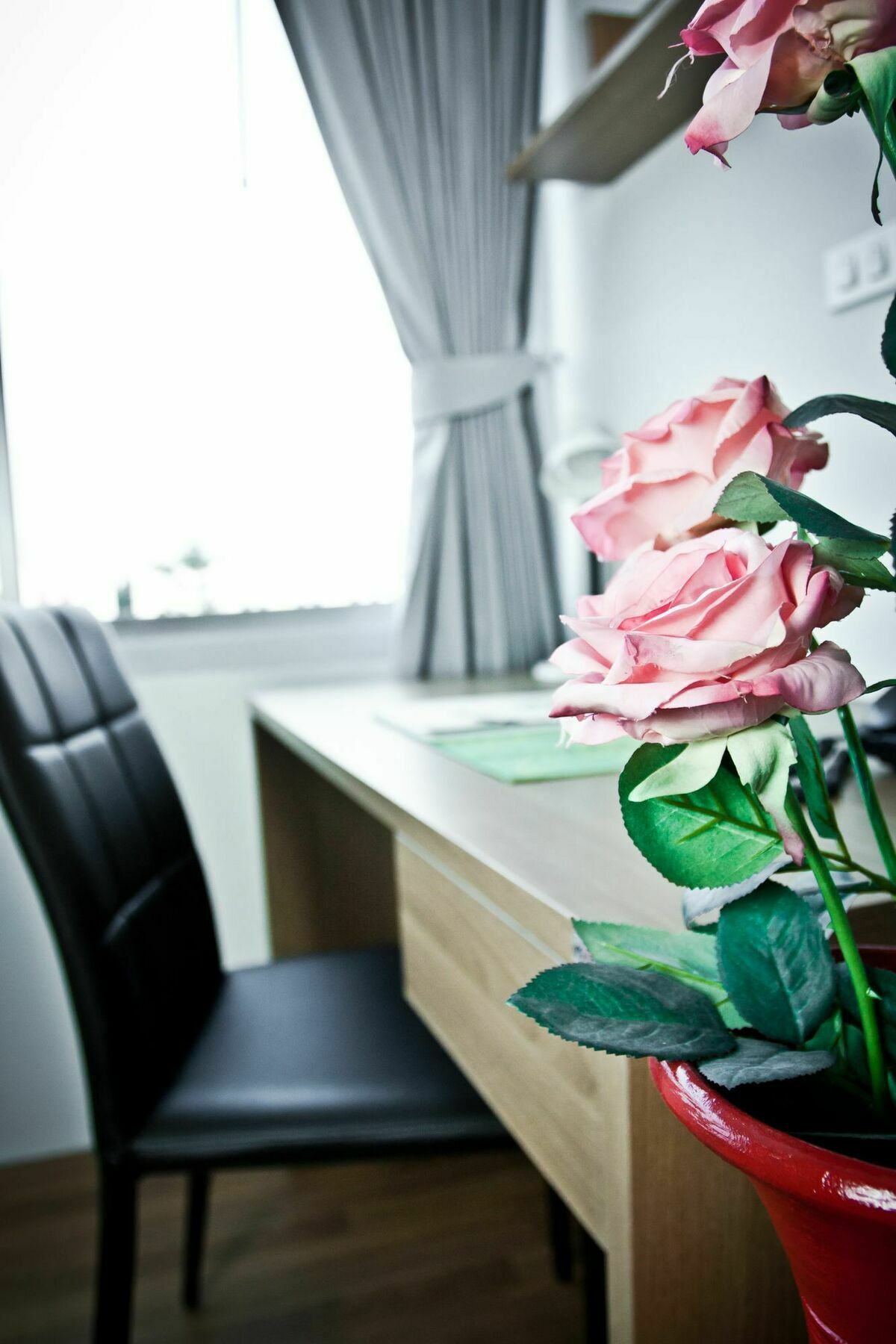 Winner Serviced Apartment Si Maha Phot Екстер'єр фото