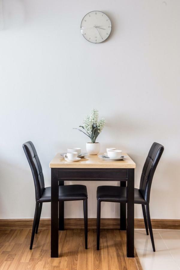 Winner Serviced Apartment Si Maha Phot Екстер'єр фото
